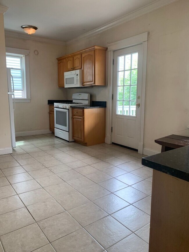 Foto del edificio - Top floor 3-bed Oak Square Brighton