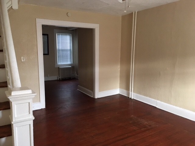 Foto del edificio - 3016 W Garrison Ave