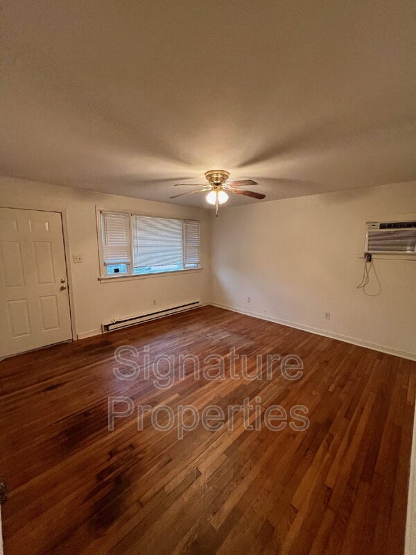 Foto del edificio - 208 N Cedar Ave