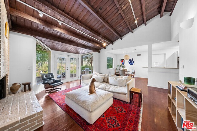 Foto del edificio - 2280 Mountain Oak Dr