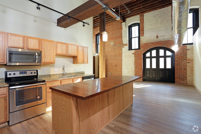 3HAB, 2BA - 1,506 ft² - Reseña - Pershing Hill Lofts