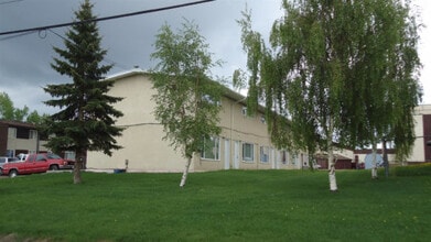 Building Photo - 9811-9110 110 Ave