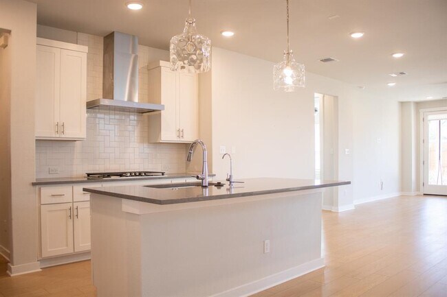 Foto del edificio - 123 Table Top Bnd