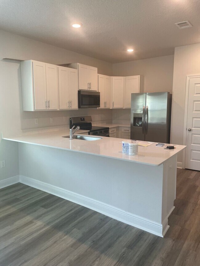 Building Photo - 8178 Fox Hunt Dr