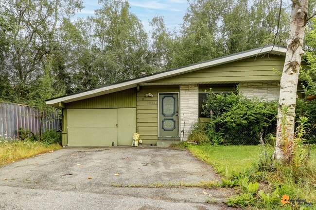 Building Photo - 3992 Baxter Rd