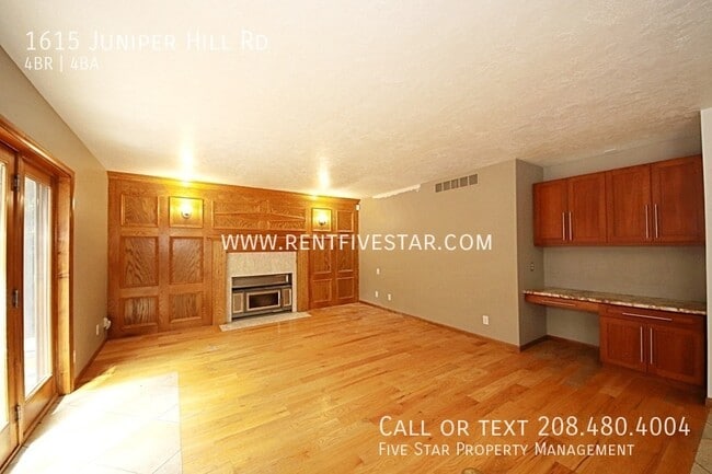 Building Photo - 1615 Juniper Hill Rd