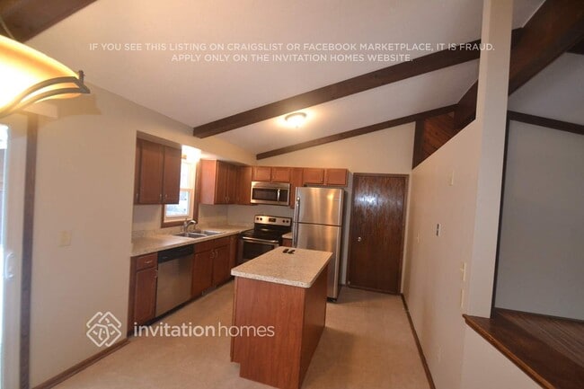 Building Photo - 5300 81st Ave N