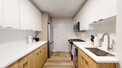 Interior Photo - The Whitmore
