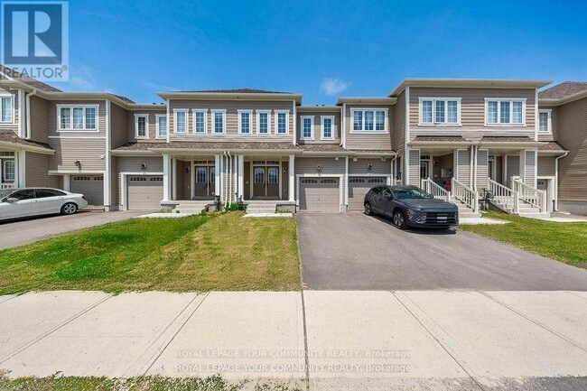 Building Photo - 727 Potawatomi Cres