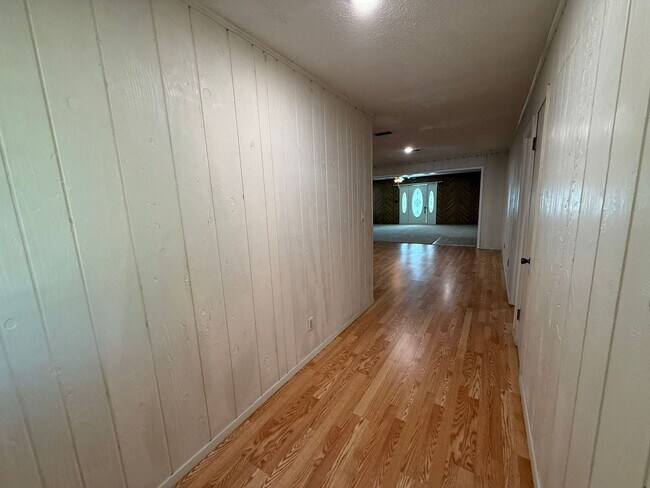 Foto del edificio - Milton / Pace - 3 bedroom, 2 bathroom