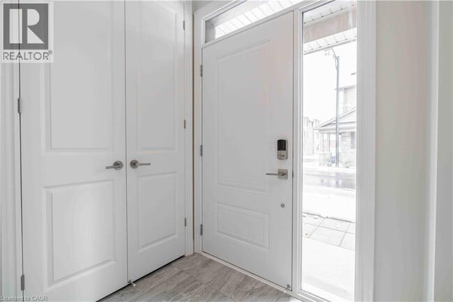 Building Photo - 2184 Postmaster Dr