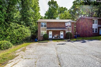 Building Photo - 420 N Lucas St