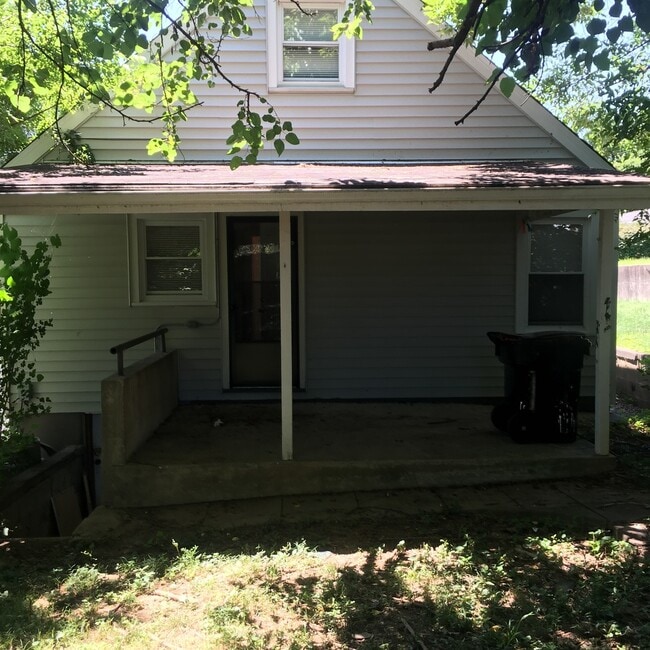 Foto del edificio - Spacious 3BR/2BA Home off of Taylor Blvd
