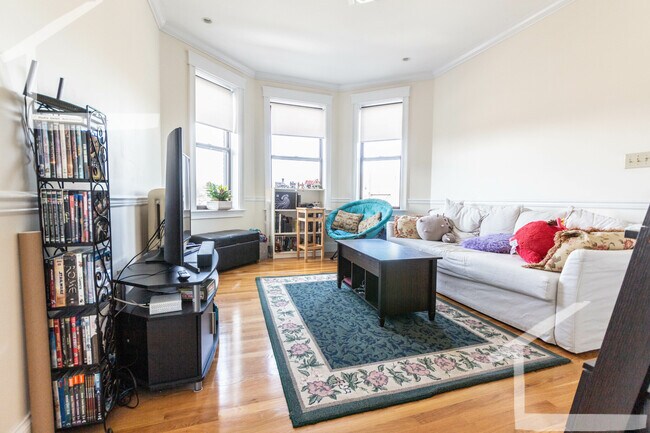 Building Photo - 1340 Commonwealth Ave