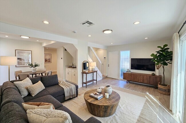 Foto del edificio - 126 Casuda Canyon Dr