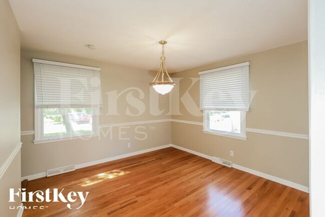 Foto del edificio - 8408 W 89th St