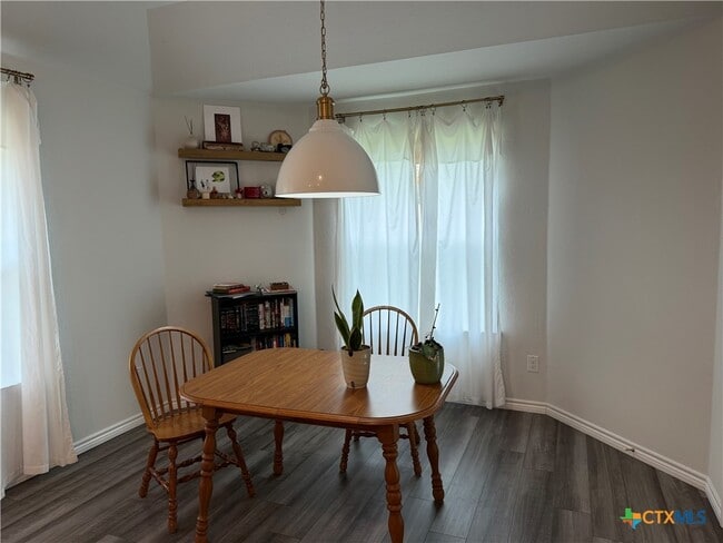 Building Photo - 5630 Baffin Ln