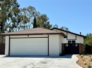 Building Photo - 27502 Los Banos