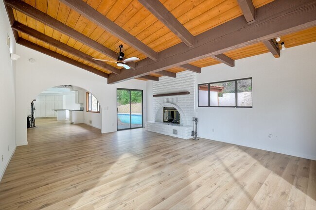 Building Photo - 29811 Disney Ln