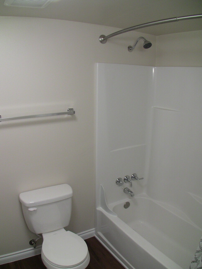 toilet & shower - 227 Main Ave E