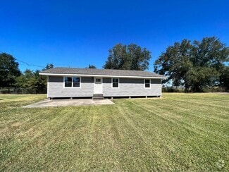 Building Photo - 2854 LA-14