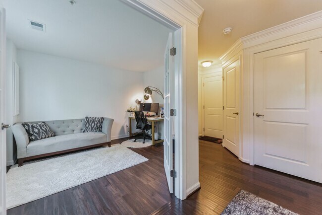 Foto del edificio - Beautiful 3 bed 2.5 bath townhouse for ren...