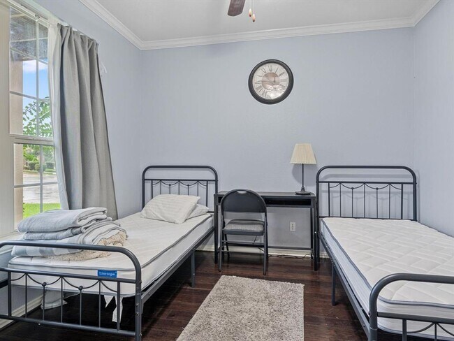 Foto del edificio - 7011 Riata Hills Ln