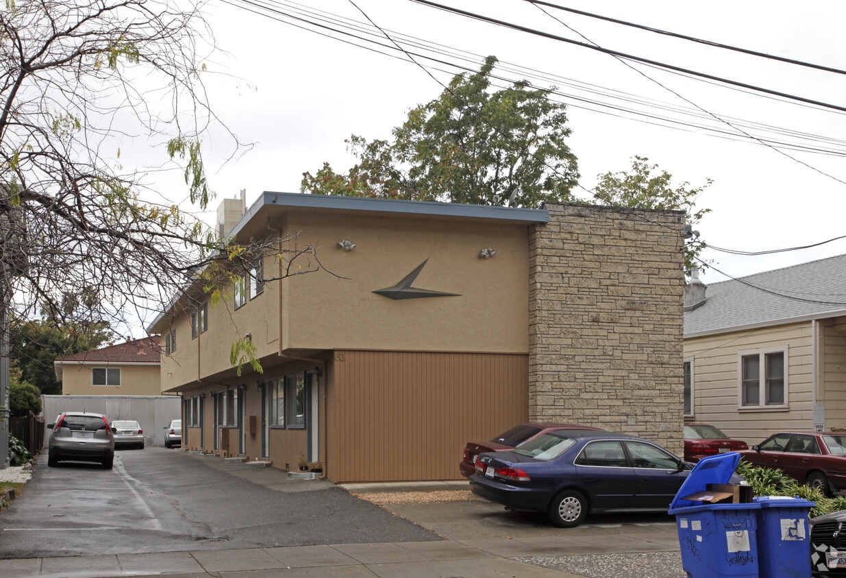 Primary Photo - Cedar Arms Apartments