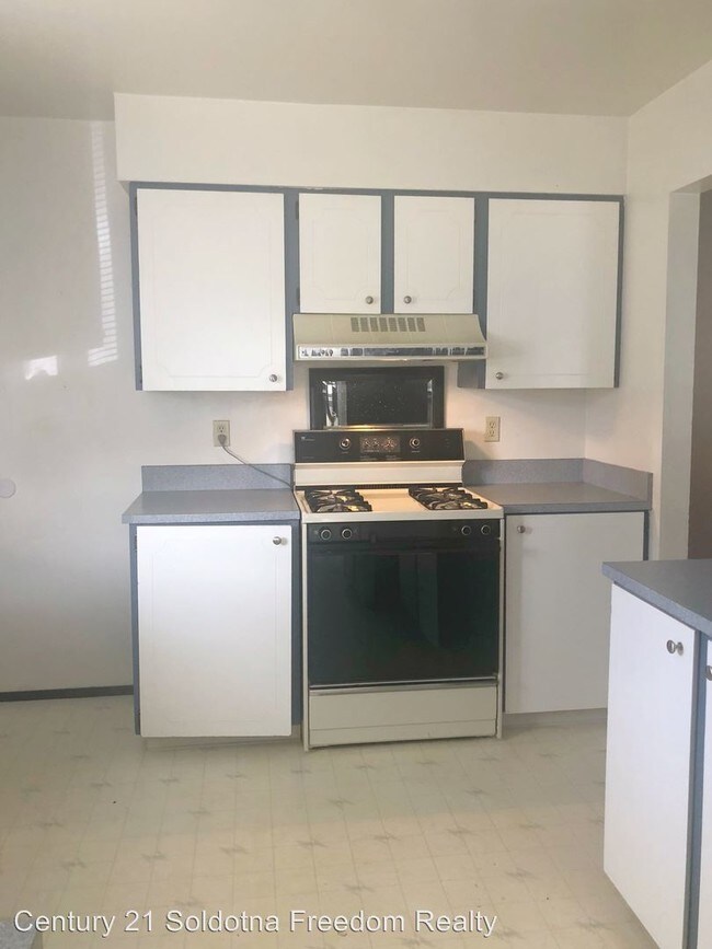 Foto del edificio - 3 br, 1 bath House - 715 Maple