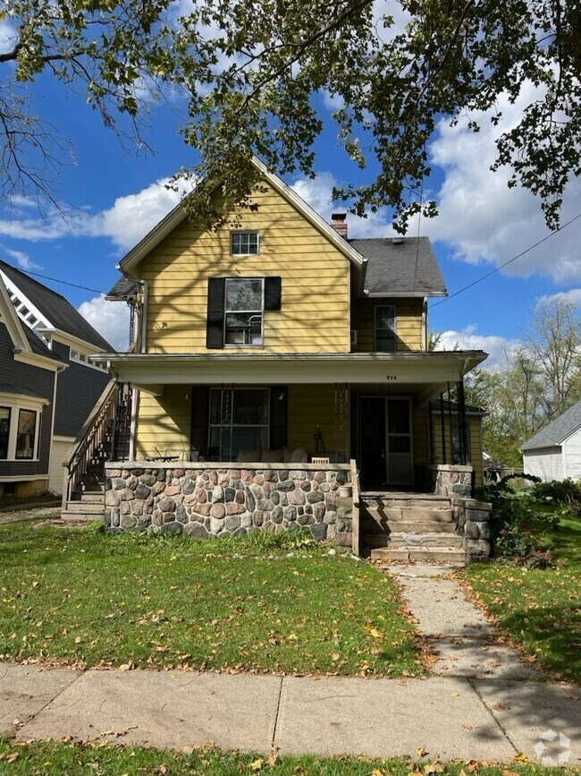 Eberwhite Student Apartments for Rent Ann Arbor, MI 8 Rentals