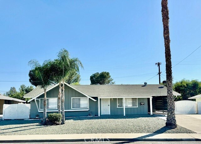 Primary Photo - 26621 Sun City Blvd