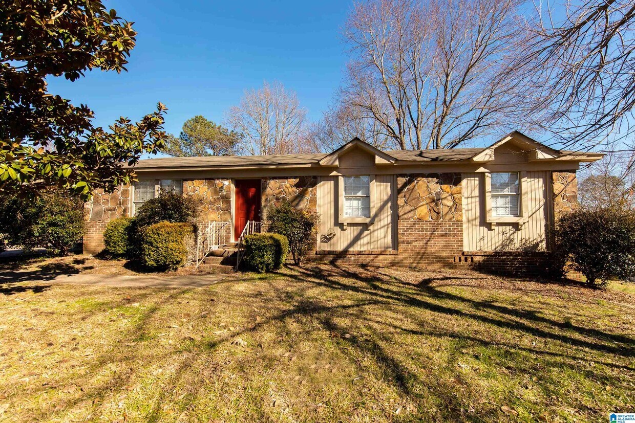 Primary Photo - 851 Willow Bend Ln