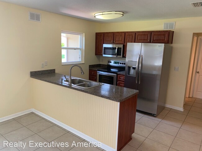 Foto del edificio - 2 br, 2.5 bath House - 1147 Desmond Ave