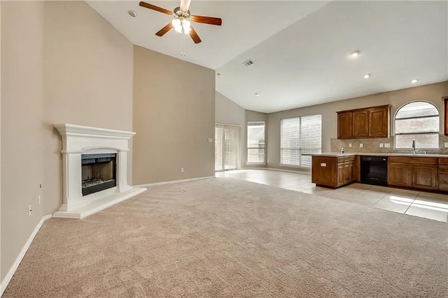 Building Photo - 2716 Twinflower Dr