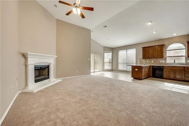 Foto del edificio - 2716 Twinflower Dr
