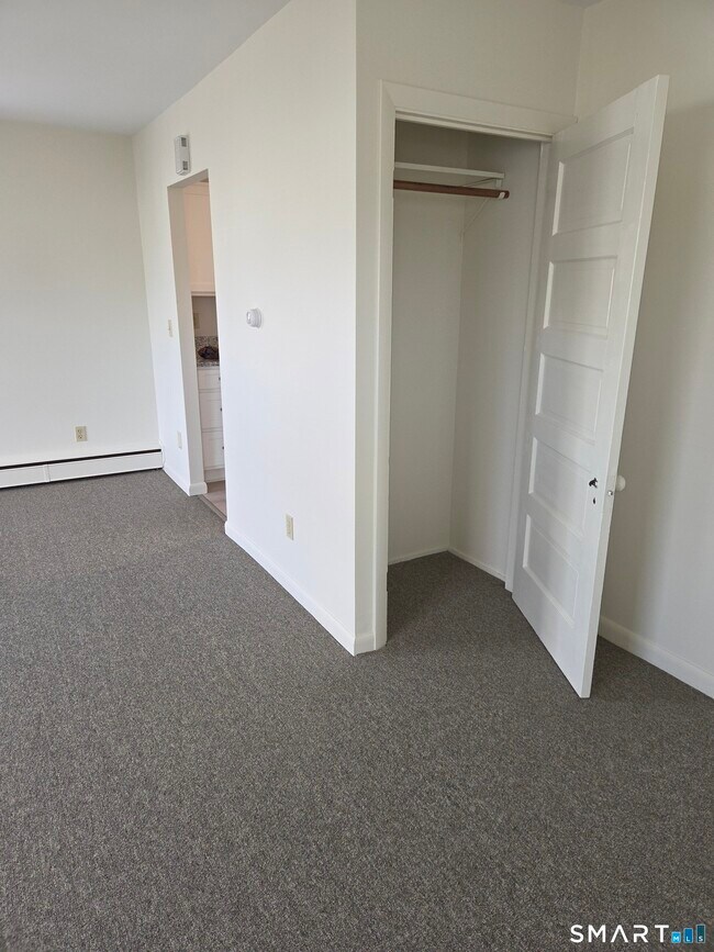 Foto del edificio - 30 Nichols Ln