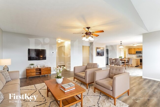 Building Photo - 11760 Chanticleer Dr NW