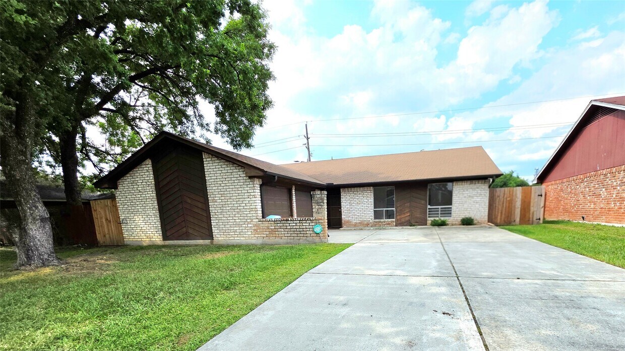 Foto principal - 6610 Northleaf Dr