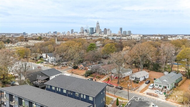 Building Photo - 1712 Pegram St