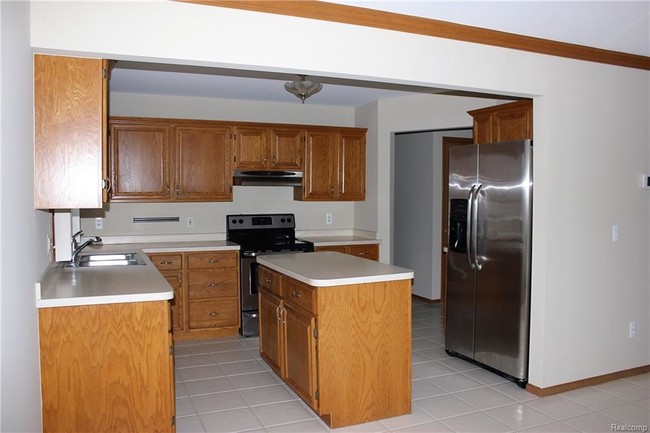 Building Photo - 1263 Bembridge Dr