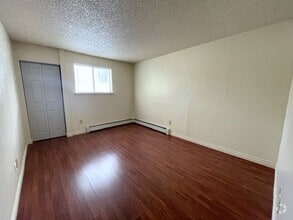 Building Photo - 4610 Reka Dr