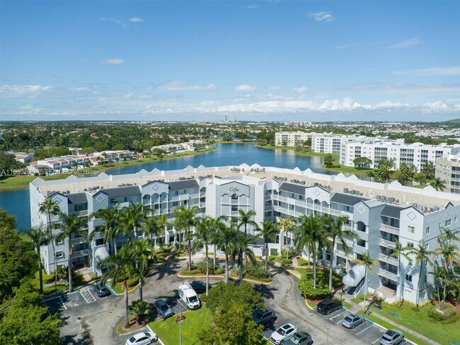 Foto del edificio - 10700 NW 66th St