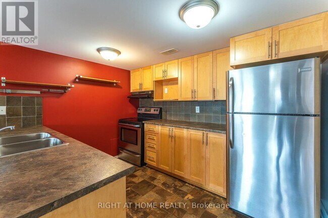 Building Photo - 772 Chapman Mills Dr