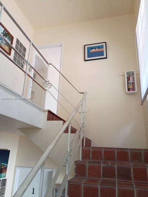 Foto del edificio - 8215 Abbott Ave