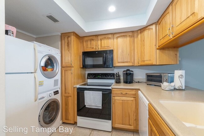 Building Photo - 4141 Bayshore Blvd