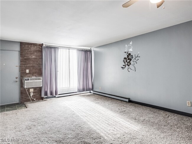 Building Photo - 2331 E Market St