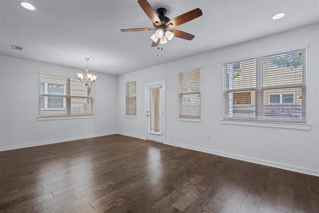 Building Photo - 8940 Parker Ranch Cir