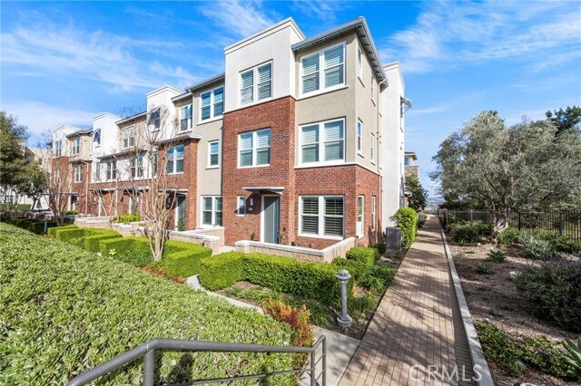 Foto del edificio - 3 Compass Ct