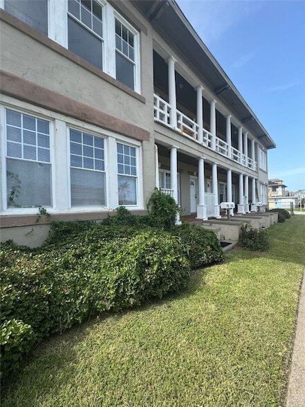 Foto del edificio - 3008 Avenue R