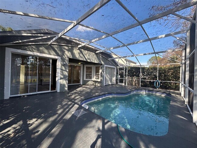 Building Photo - 2679 Runyon Cir